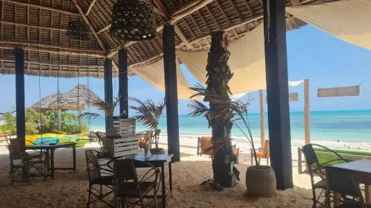 Garden Beach Bungalows - 17