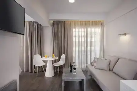 Bio Suites - 93