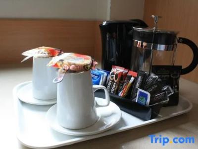 ibis World Square - 42