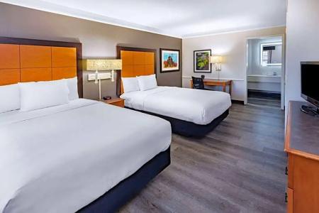 La Quinta Inn by Wyndham I-35 - 43