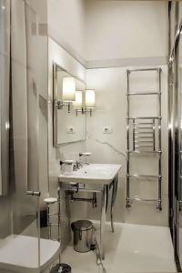 Florence Luxury Suites and Wellness - 67