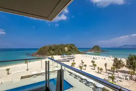 Kariyushi Lch. Resort - 51