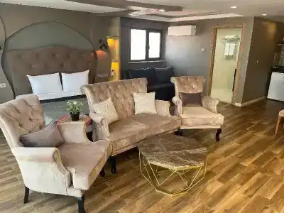 A Palace Suites - 59