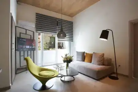 Athenian Residences - 163