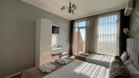 Tulip House - 38