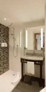 Hampton by Hilton Nürnberg City Center - 35
