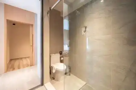 Shan Villas Sukhumvit - 401