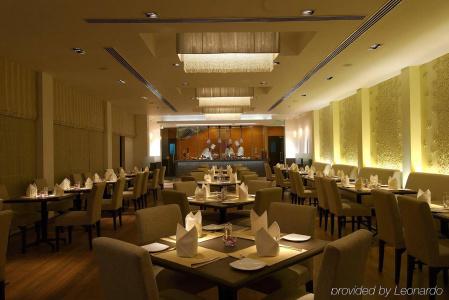 Vivanta Bengaluru Residency Road - 5