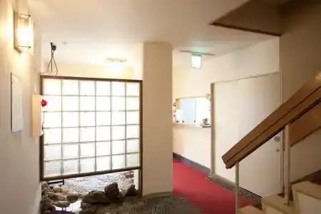 Shin Okubo Sekitei - 10