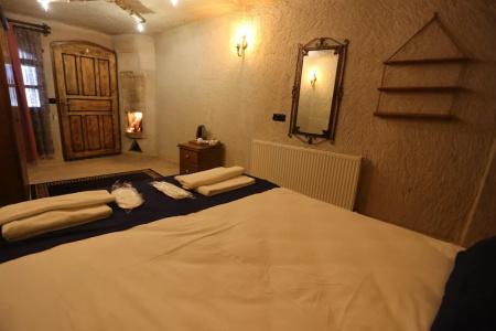 Elite Cave Suites - 17