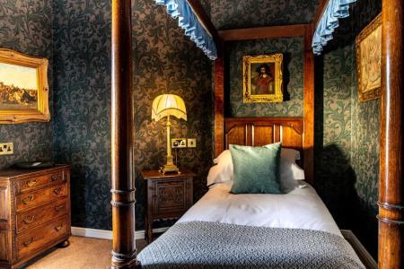 Melville Castle - 79