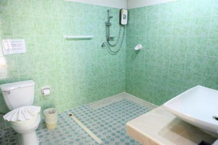 Sea Host Inn - 10
