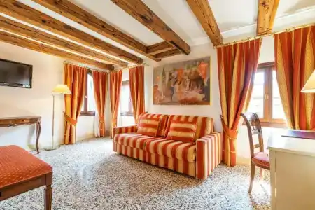 Bella Venezia - 49
