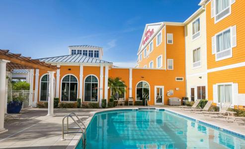 Hilton Garden Inn - 14