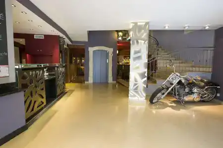 Best Western Plus Cannes Riviera & Spa - 14