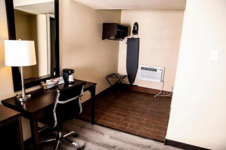 Red Roof Inn Plus+ – Grand Canyon - 58