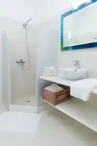 Alta Vista Naxos - 60