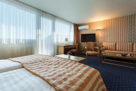 Continental Lausanne - 7