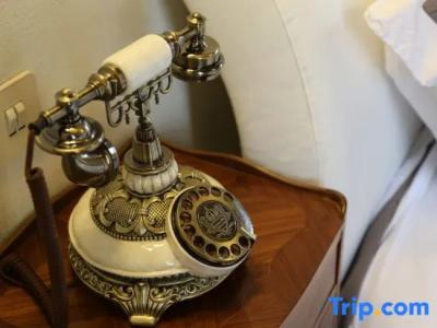 Du Chateau - 142