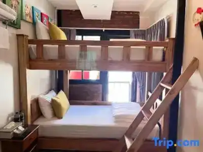 Sleep Walker Poshtel - 26