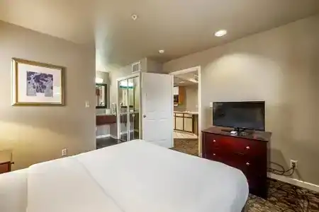 Quality Suites Atlanta Buckhead Village North - 46