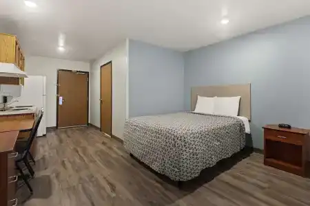 WoodSpring Suites Fort Gordon - 37