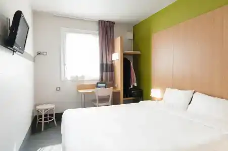 b&b hôTel Bordeaux Lac Sur Bruges - 33