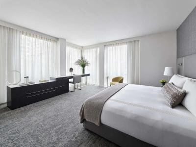 Smyth Tribeca - 81