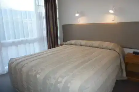 Colonial Inn - 56