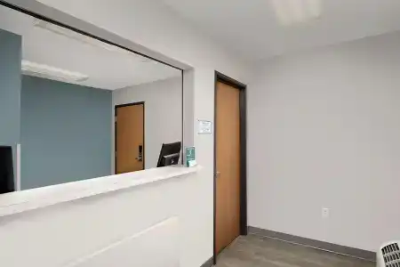 WoodSpring Suites - 1