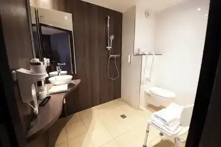 Quality Clermont Kennedy - 102
