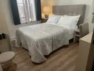 Lutetia - 40