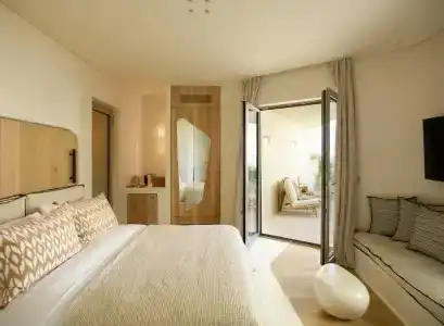 White Pebble Suites - 79