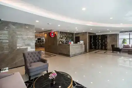 SureStay Plus by Best Western Sukhumvit 2 - 1