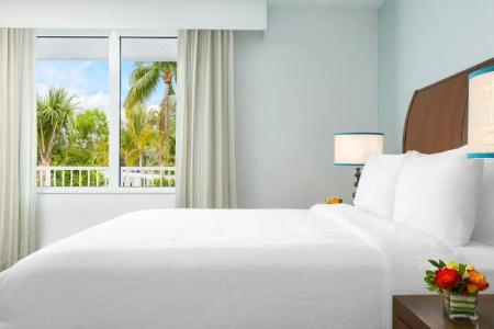 Hilton Garden Inn / The Keys Collection - 51