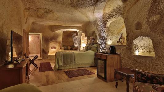 Golden Cave Suites - 49