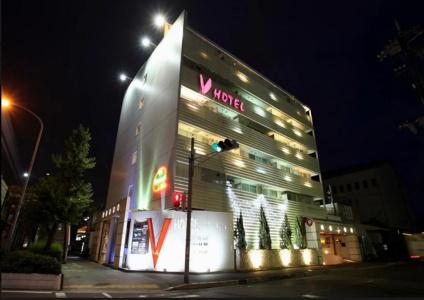 v (Adult Only) - 11
