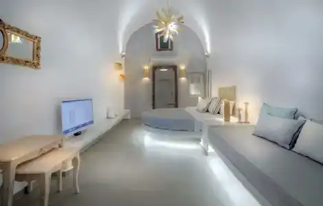 Secret Legend Suites - 3