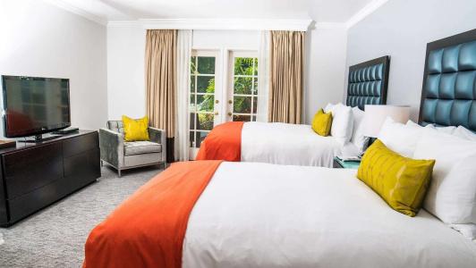Sunset Marquis - 6