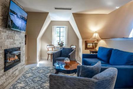 Red Coach Inn - 12
