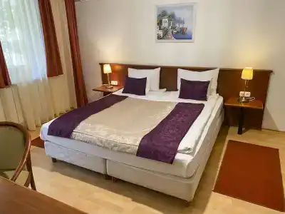 Gold Budapest - 75