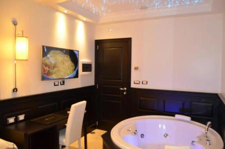 Vaticano Royal Suite Guest House - 56