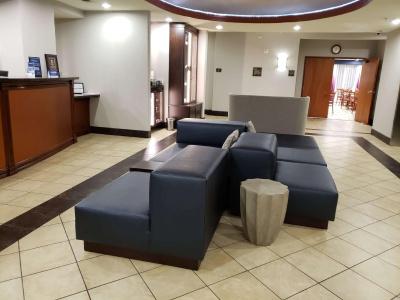 Best Western Plus San Antonio East Inn & Suites - 24