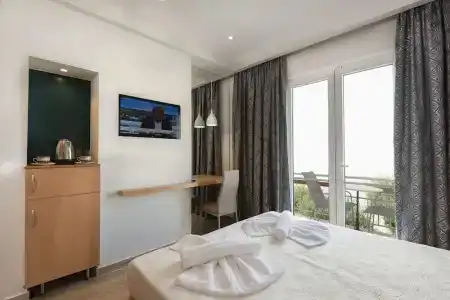 Sonia & Suites - 105