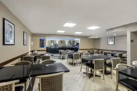 Best Western North - 20