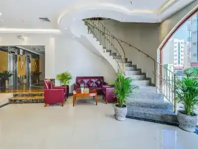 OYO 132 Ruwi Apartments, Sharjah - 5