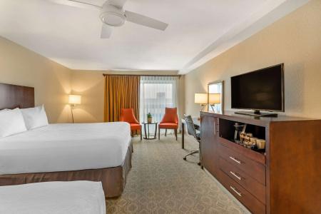 Best Western Plus Inn - 47