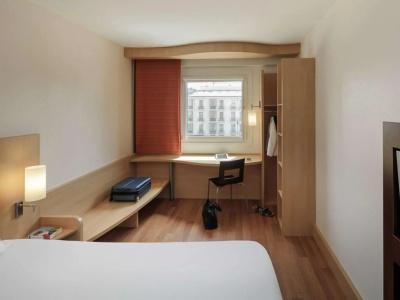 Ibis Malaga Centro Ciudad - 26