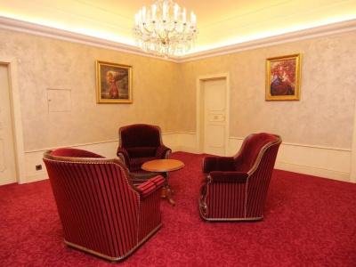 Chateau Cihelny - 17