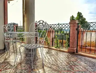 Stone Hill - 30